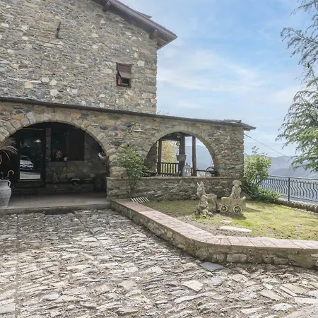 Tra I Cedri By Interhome * トリオーラ