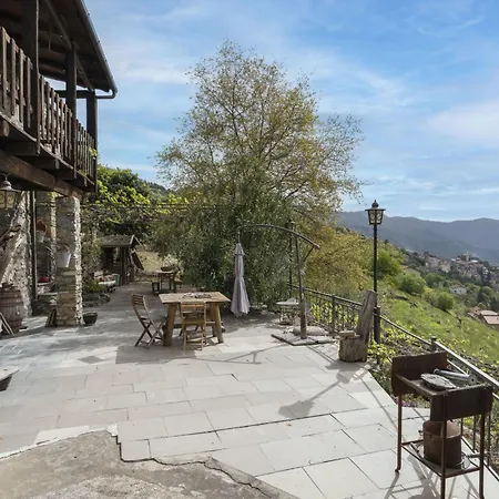 Tra I Cedri By Interhome トリオーラ