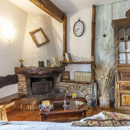 ヴィラ Tra I Cedri By Interhome トリオーラ